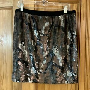 Patterned sequin skirt